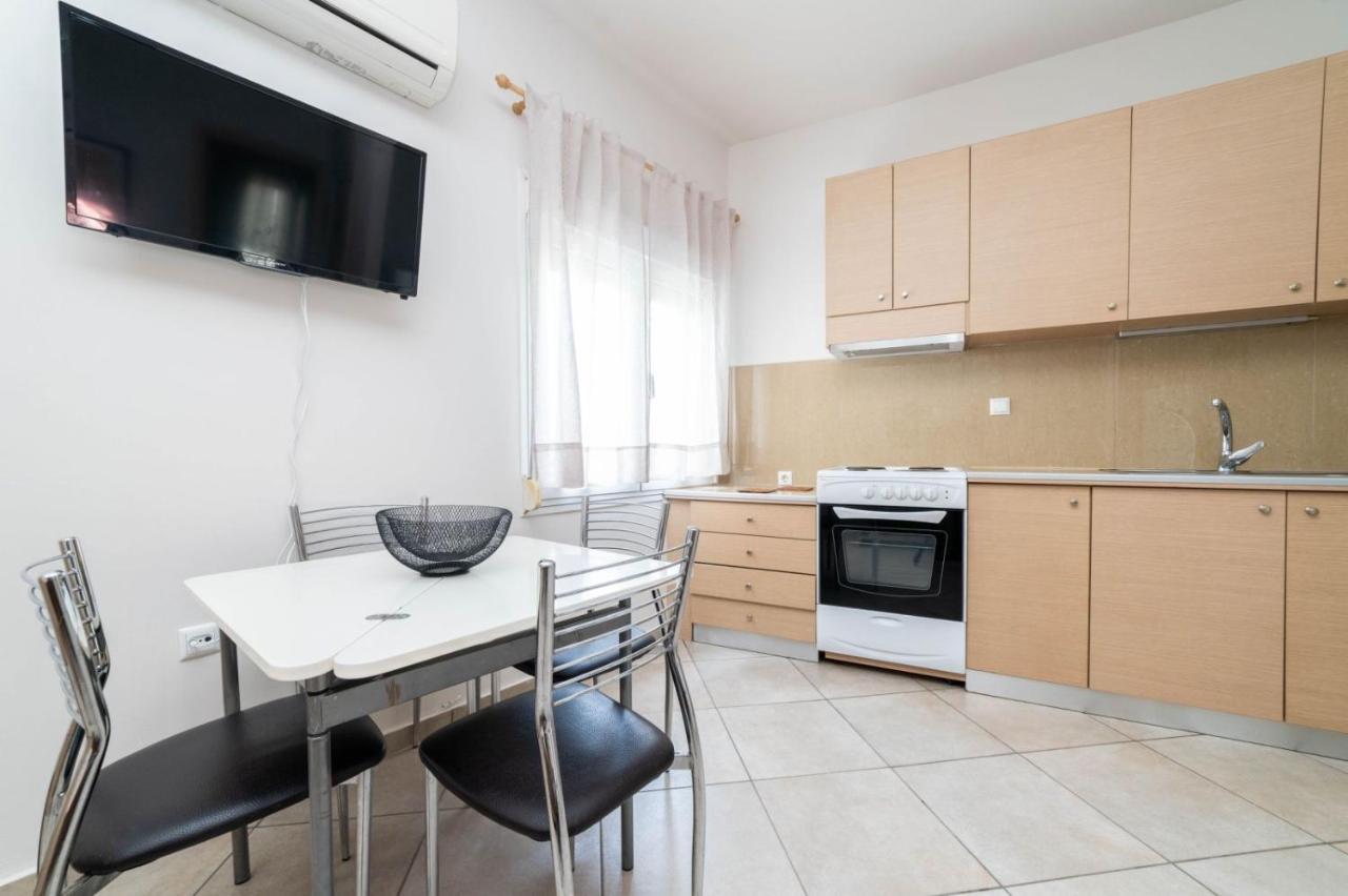 Elena 4 Appartement Néa Péramos Buitenkant foto